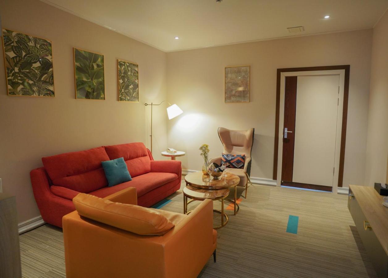 Taij Resort Hotel ウランバートル エクステリア 写真
